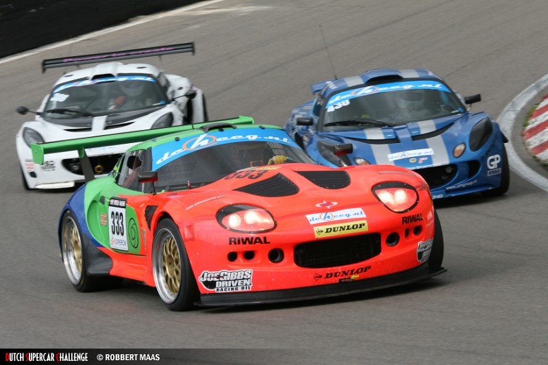 Bermudez De Castro 6th in dry first race