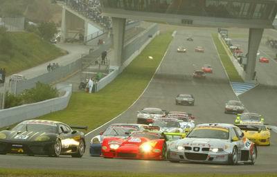 Euser/Amorin in thick of first lap action at Jerez.